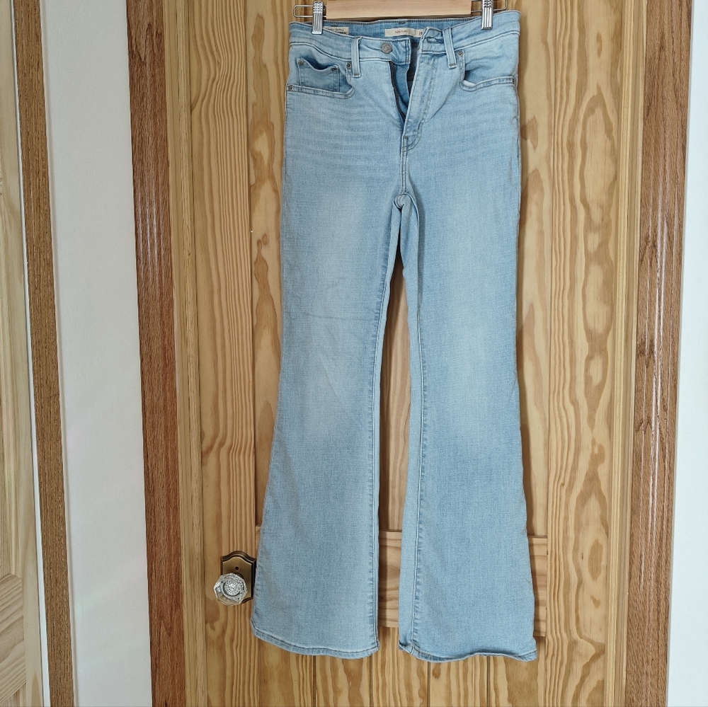 Levi's 726 Flare High Rise Flip Through - Picture 2 of 4